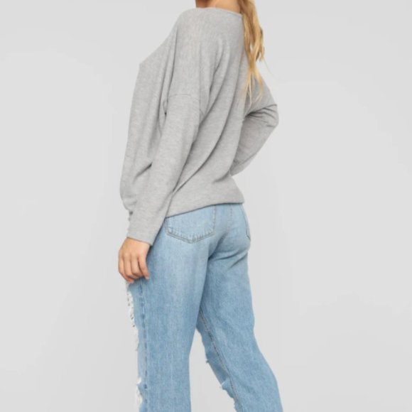 Fashion Nova Secrets Knotted Top Grey - Picture 3 of 4